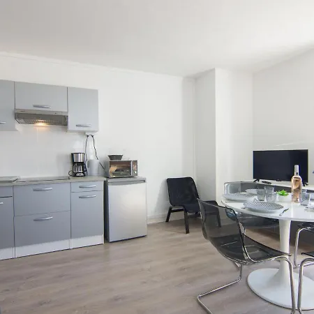 Le Petit Robinson-8 By Interhome La Richardais